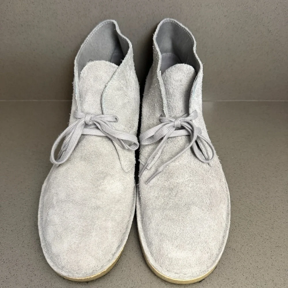 Clarks Originals Desert Boots Mens 11 Gray Suede Crepe Sole Chukka UK 10